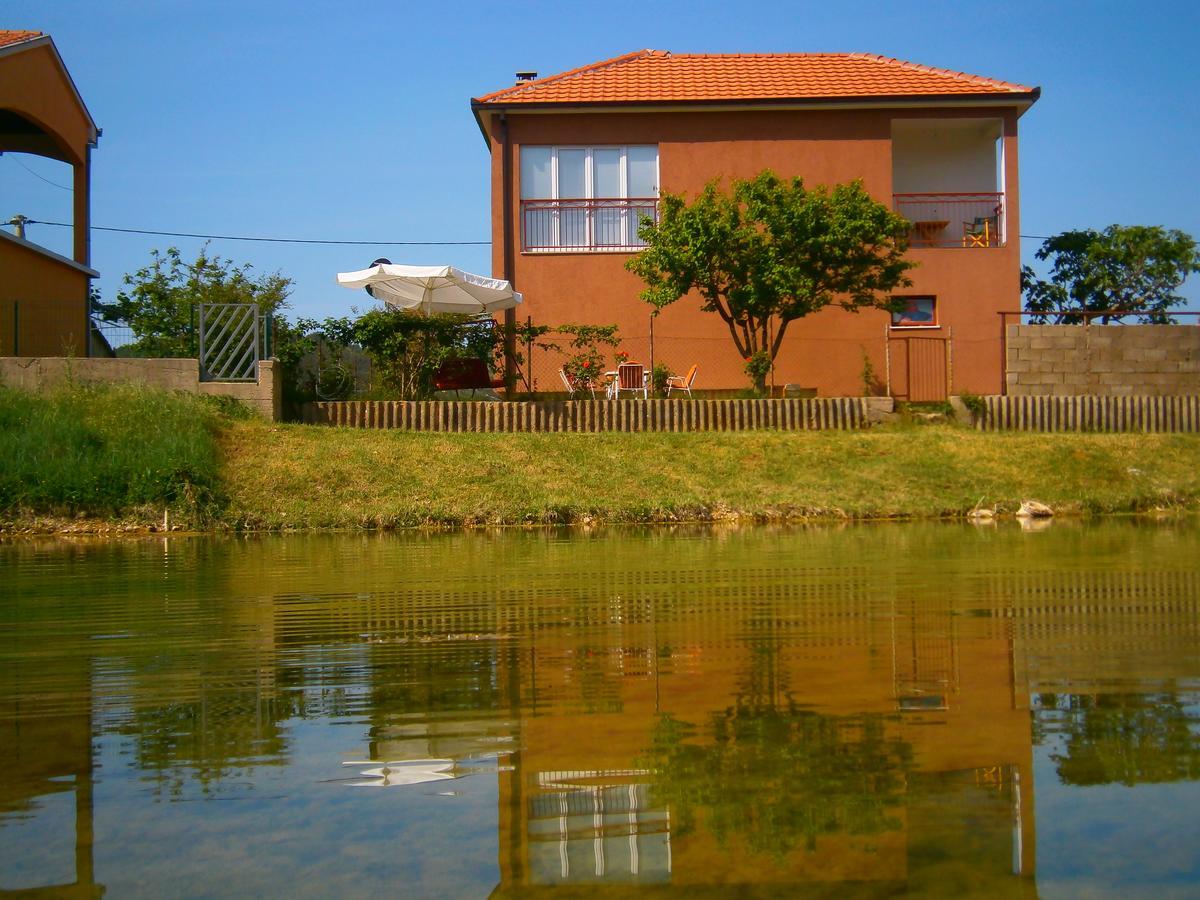 Apartman Boki Trebinje Exteriör bild